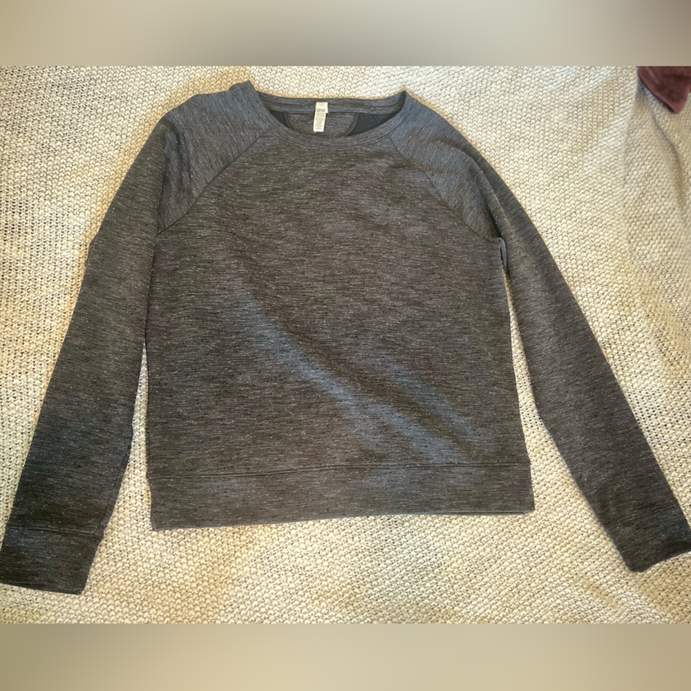 Under Armour Sweatshirt